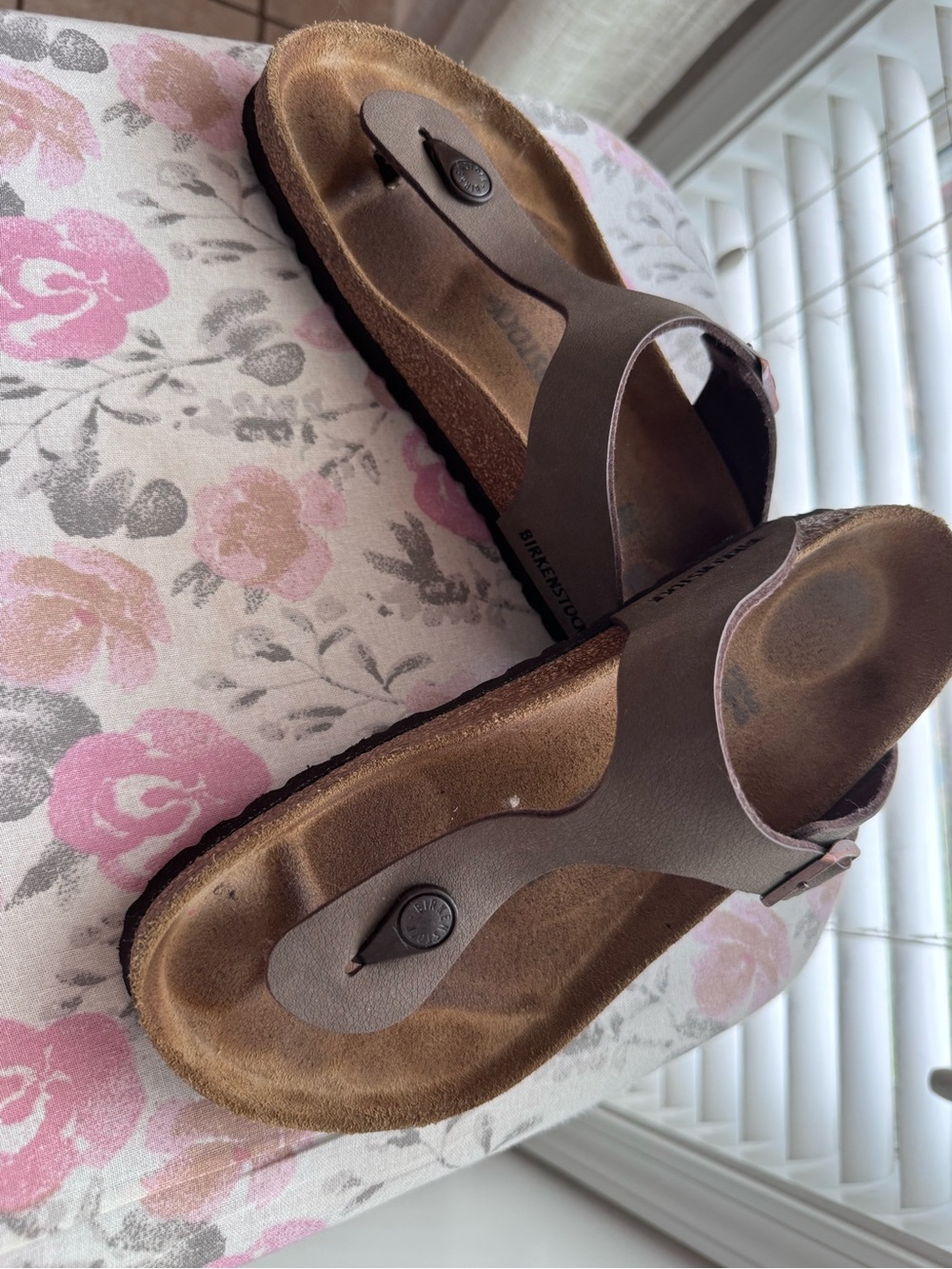 Birkenstock Gizeh Brown Suede Thong Sandals - Picture 2 of 14
